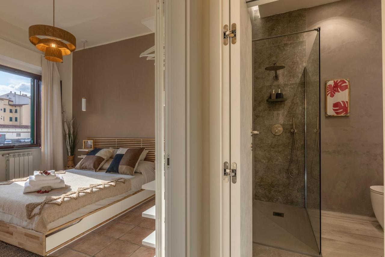 The Architect Suite - Canals View Ливорно Экстерьер фото